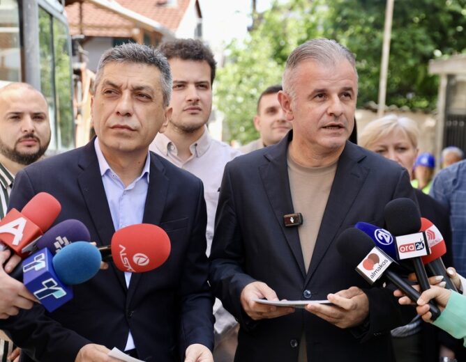 Shënohet fillimi i rikonstruimit të rrjetit të ujësjellësit dhe kanalizimit në lagjen Dizhon